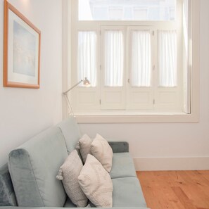 公寓 | 1 間臥室、網路服務