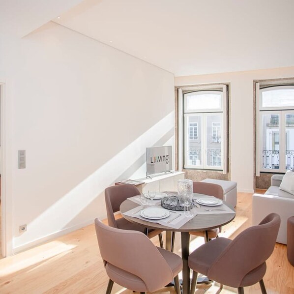 Apartment | 1 bedroom, Internet - Liiiving in Porto-mouzinho Residence Apartment 2F (Porto)