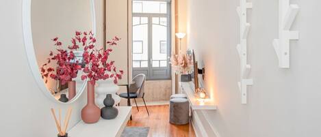 1 bedroom, desk, iron/ironing board, Internet