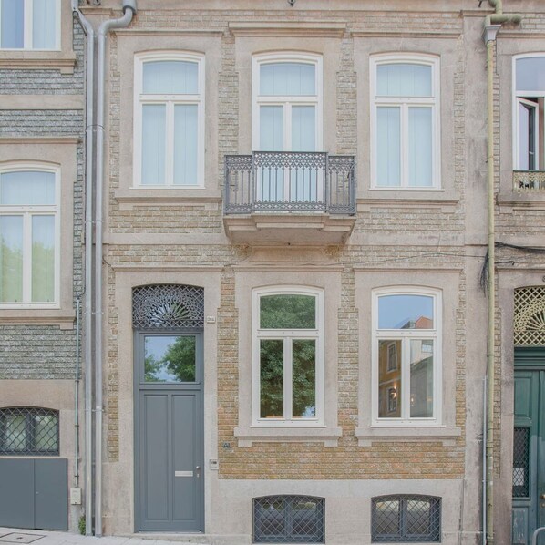 2 bedrooms, Internet - Liiiving in Porto - Haven Pool Apartment (Porto)