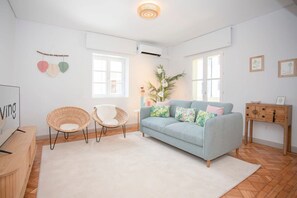 Leilighet | 2 soverom, skrivebord og internett