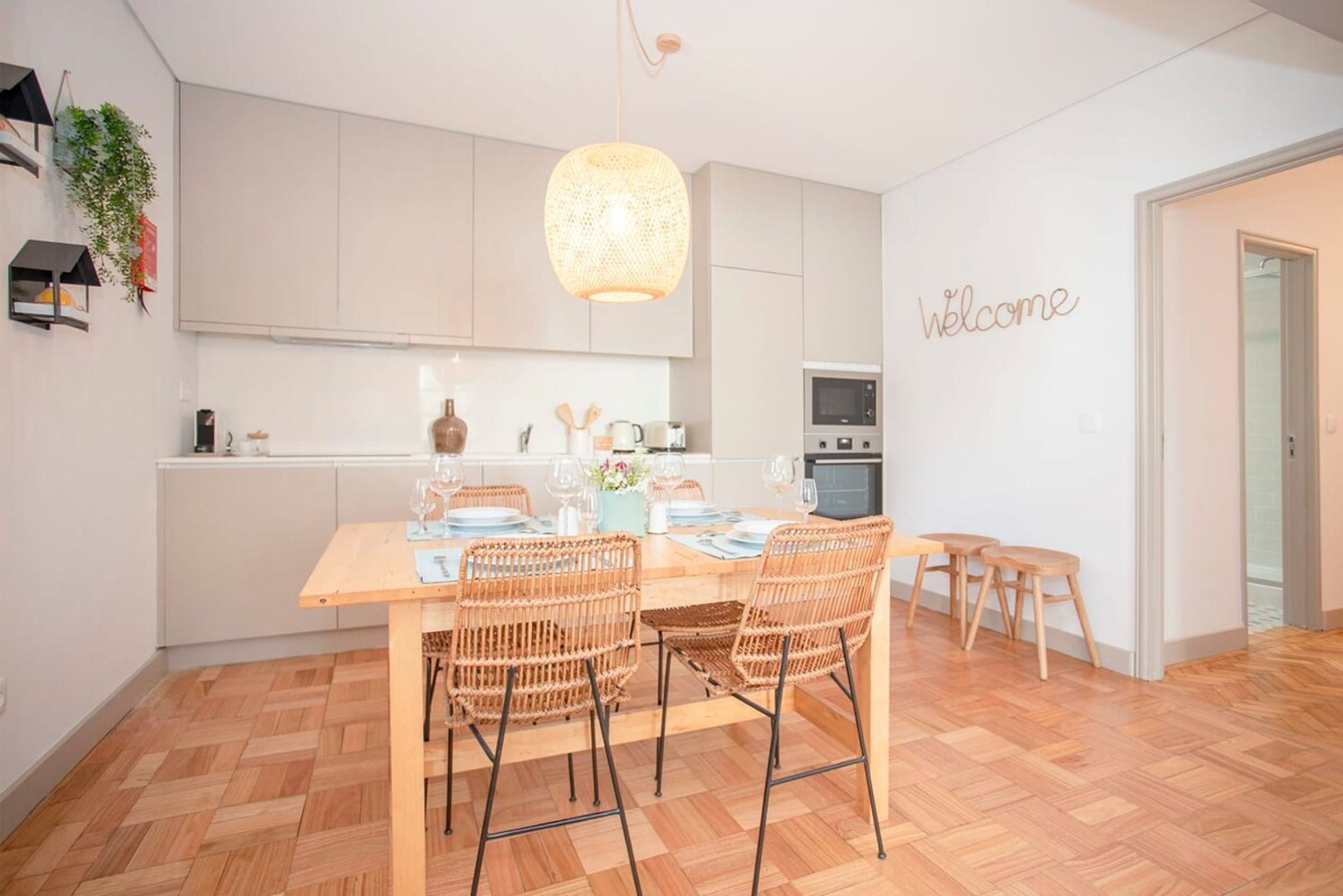 Appartement | 2 slaapkamers, een bureau, internet