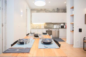 Apartment | 1 bedroom, Internet - Liiiving in Porto - Oasis Retreat Apartment (Porto)