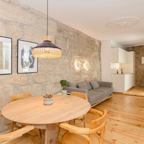 Apartment | 3 bedrooms, Internet - Liiiving in Gaia - Casa da Vinha Apartment VI (Vila Nova de Gaia)