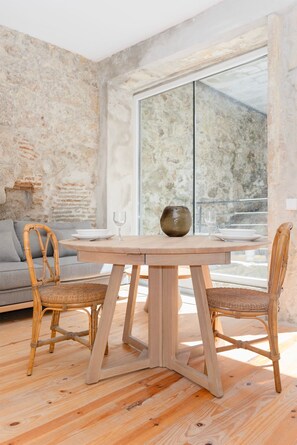 Apartment | 1 bedroom, Internet - Liiiving In Gaia - The Wine Side XII (Vila Nova de Gaia)