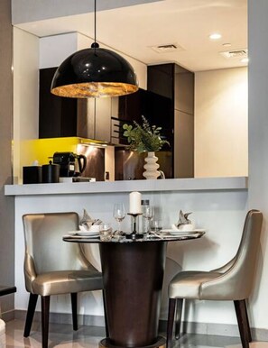 Apartment | 1 bedroom - Manzil - Designer 1BR Apt Near Burj Dubai Mall (Dubai)