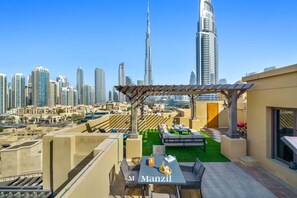 2 bedrooms - Manzil -2br Penthouse w Full Burj View in Downtown (Dubai)