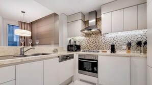 Unclassified image, 5 of 17, button - Manzil - Stylish 2BR Business Bay Near Dubai Mall (Dubai)