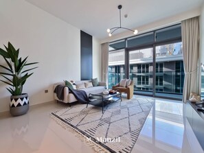 Apartment | 2 bedrooms - Stylish 2BR in Emaar Beach Front w Private Beach (Dubai)