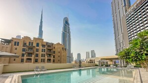 Apartment | 2 bedrooms - Manzil - Graceful 2BR w Iconic Burj Khalifa Views (Dubai)
