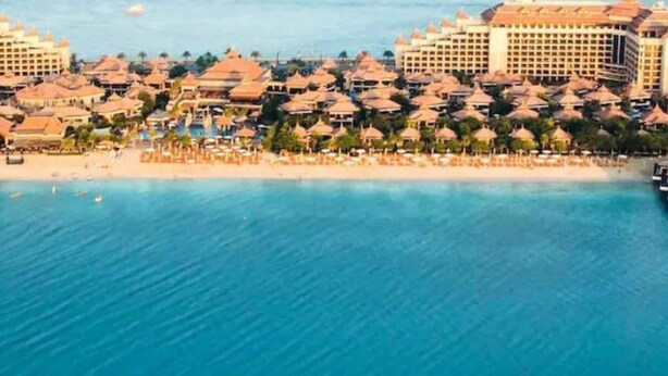 Apartment | 1 bedroom - Manzil - 1BR in Palm With Sea View Private Beach (Dubai)