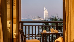 Apartment | 1 bedroom - Manzil - 1BR in Palm With Sea View Private Beach (Dubai)