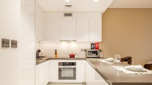 Apartment - Manzil - 1BR Districtone Beach Lagoon Access (Dubai)