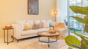 Apartment - Manzil - 1BR Districtone Beach Lagoon Access (Dubai)