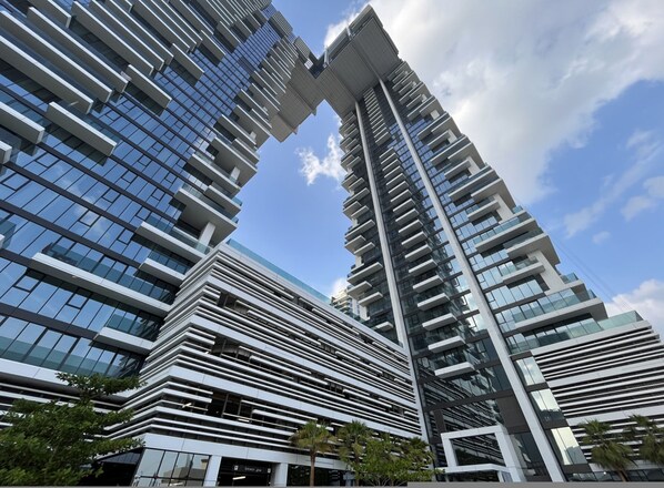 Apartment - Manzil - 2B Trade Center Near Downtown (Dubai)