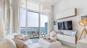 1 bedroom - Manzil - 1BR Damac Hills Golf Course View (Dubai)