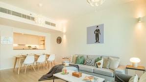 Apartment | 2 bedrooms - Manzil - 1BR Maid Hubcanal Dubai Sports City (Dubai)