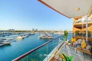 Apartment | 3 bedrooms - Manzil - 3 BR Tiara Ruby Marina Beach Access (Dubai)