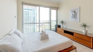 Unclassified image, 4 of 17, button - Manzil - 1BR Fairways West Golf Course View (Dubai)