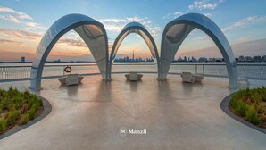 Apartment - Manzil - 2BR Dubai Creek Lagoon Beach Access (Dubai)