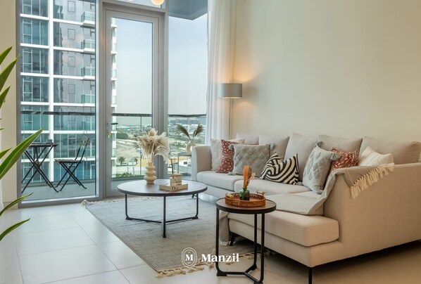 Apartment | 1 bedroom - Manzil - 1BR MBR City District 1 Lagoon Access (Dubai)