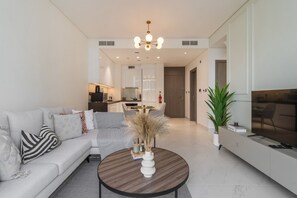1 bedroom - Manzil - 1BR MBR City District 1 Lagoon Access (Dubai)