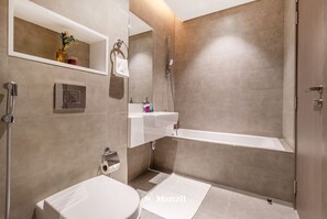 1 bedroom - Manzil - 1BR MBR City District 1 Lagoon Access (Dubai)