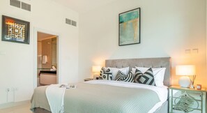 Apartment | 2 bedrooms - Manzil - 2BR Dubai Marina Sea and Marina View (Dubai)