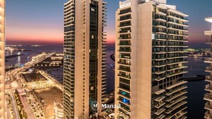 Apartment - Manzil - 2BR Emaar Beachfront Marina View (Dubai)