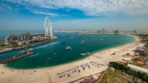 Apartment - Manzil - 2BR Emaar Beachfront Marina View (Dubai)