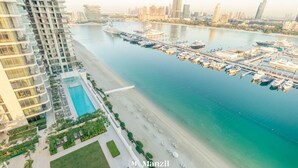 Apartment - Manzil - 2BR Emaar Beachfront Marina View (Dubai)