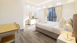 Apartment | 4 bedrooms - Manzil- 4BR Maid JBR Marina Dubai Eye View (Dubai)