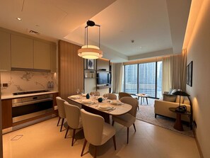 Apartment | 3 bedrooms - Manzil - 3BR Opera Burj View Near Dubai Mall (Dubai)