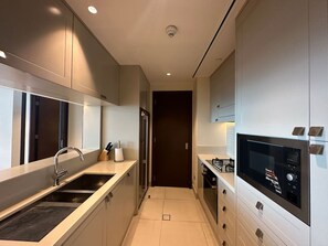 Apartment - Manzil - 2BR Address Fountain View Burj View (Dubai)