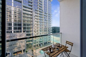 Apartment - Manzil - 1BR District One Waterfront Living (Dubai)