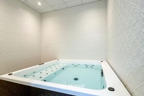 Apartment - Manzil -studio 2min Walk to Dubai Miracle Garden (Dubai)