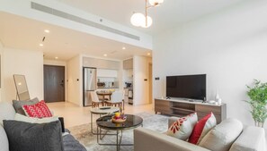 Unclassified image, 5 of 27, button - Manzil - 1BR Emaar Beach Front Sea View (Dubai)
