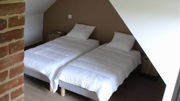 3 chambres, Wi-Fi gratuit, draps fournis