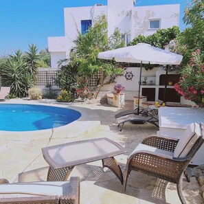 3 bedrooms, soundproofing - 15 ATH - Swallow s Nest Villa (Sotira)