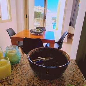 บ้านพัก | 2 ห้องนอน, ห้องเก็บเสียง