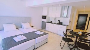 Apartment | 2 bedrooms, soundproofing - 50 AN 1 - Mezarina 1 Apartment (Ayia Napa)