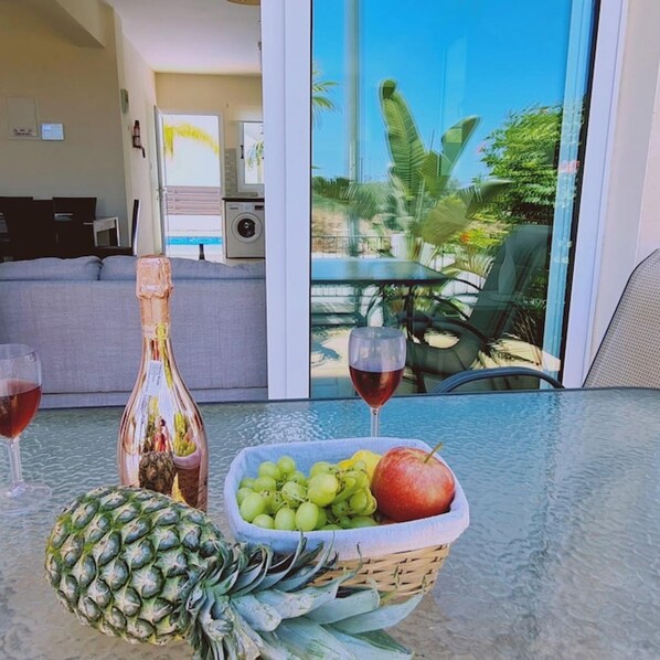 Villa | 3 bedrooms, soundproofing - 51 PER - Sunny Bay Villa (Paralimni)