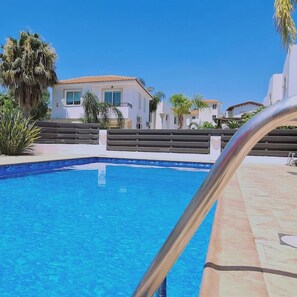 Villa | 3 bedrooms, soundproofing - 51 PER - Sunny Bay Villa (Paralimni)