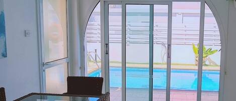 Villa | 2 bedrooms, soundproofing