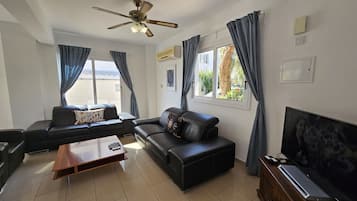 3 bedrooms, soundproofing