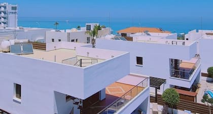 40 PRO 1 - Sunrise Beach Apt 1
