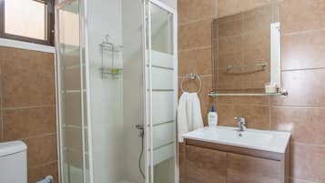 Casa, para fumantes | 2 quartos