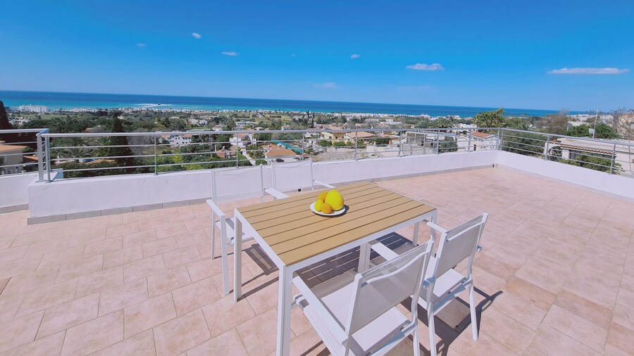 26 CLR - Stay Bellevue Apartment