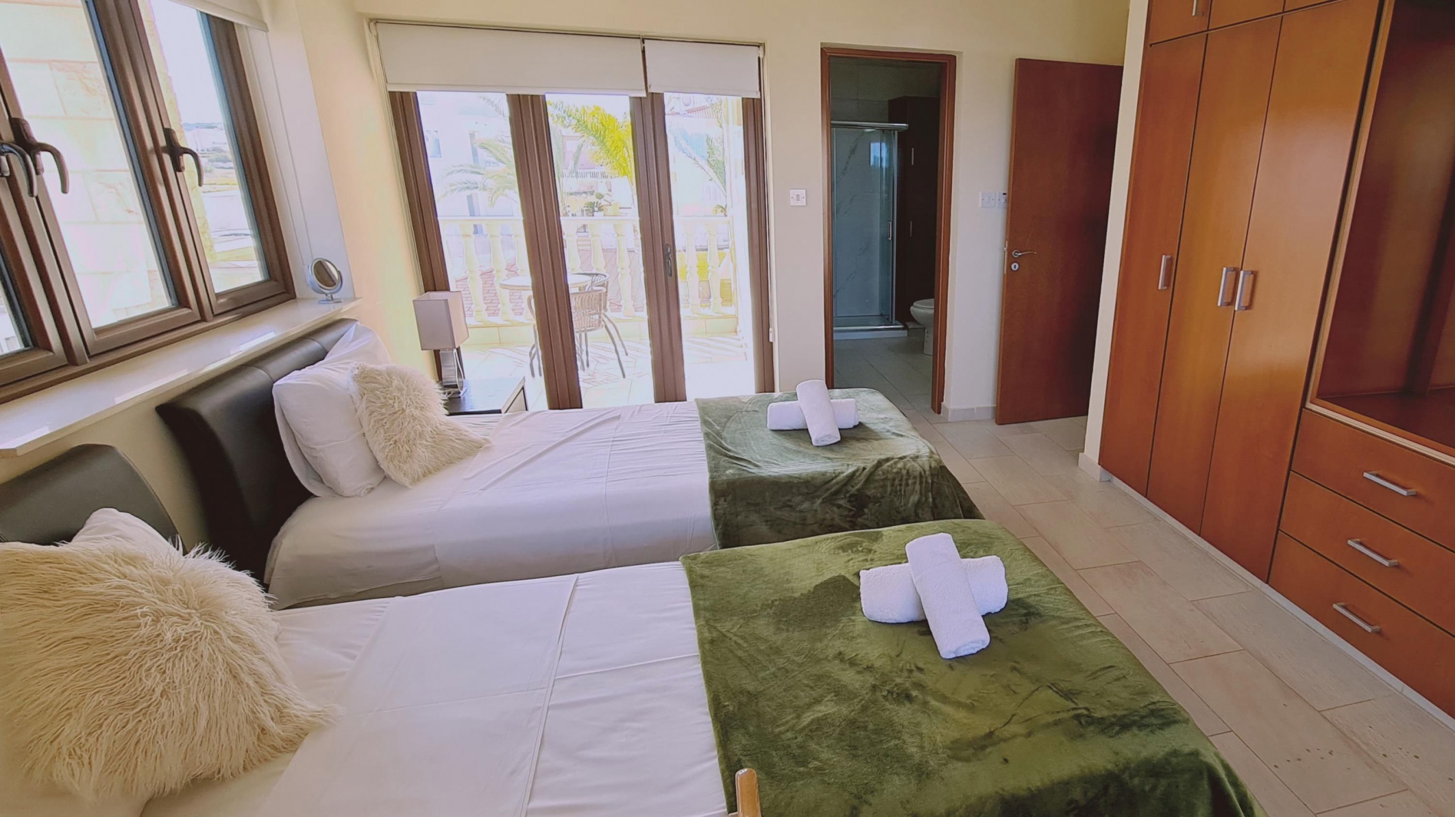 Villa, Smoking | 4 bedrooms, soundproofing