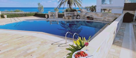 Villa, Smoking | 4 bedrooms, soundproofing